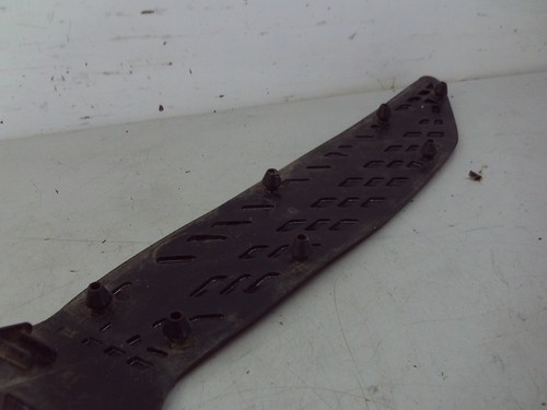 Right Front Rider Footrest Mat Suzuki AN400 AN 400 Burgman 2003 - 2006 S154 - Picture 4 of 6
