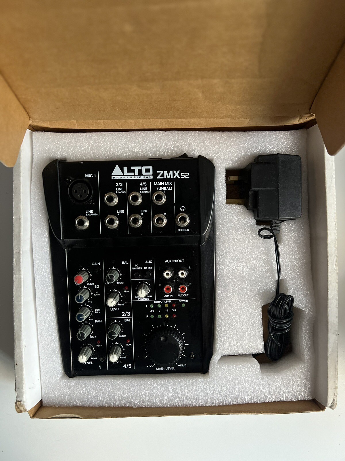 Alto Professional ZMX52 ZEPHYR SERIES COMPACT 5 Channel Mixer AUDIO