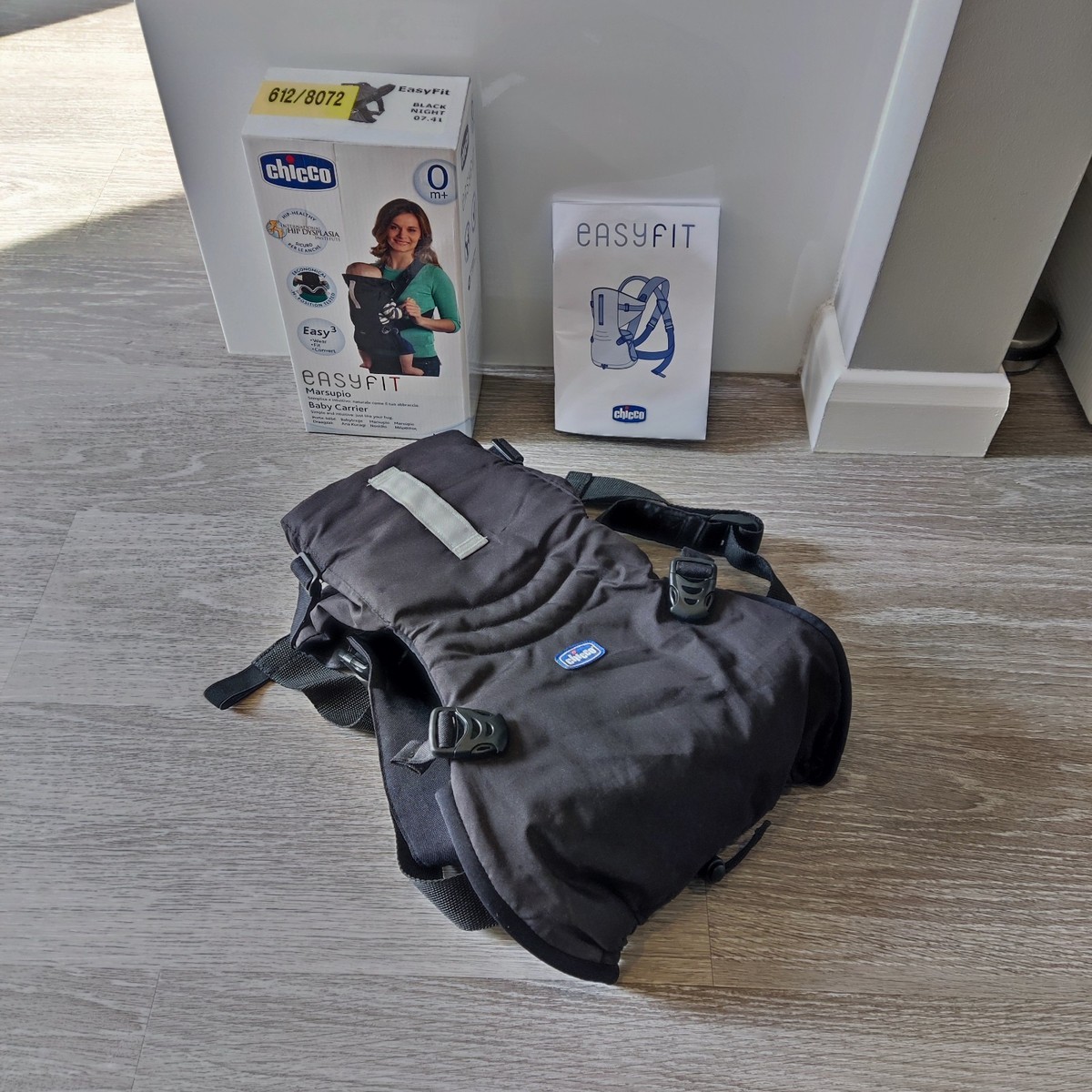 Chicco Easyfit Hip Healthy Baby Carrier 0-6m+ Max 9kg Black Night