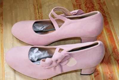 Pumps Gr 41 in hellrosa mit Schleife , auch als Trachtenschuh tragbar