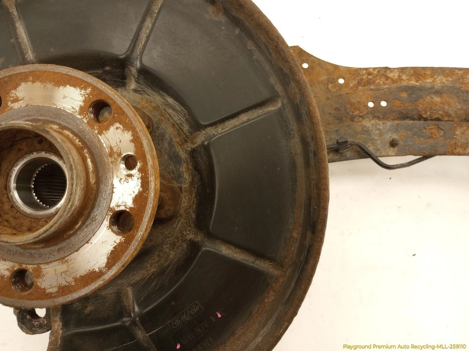 Buje de nudillo de husillo trasero izquierdo para conductor Volvo XC60 compatible con 2009-2013 09 10 11 12 13 Foto 4 de 4