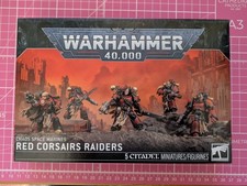 Red Corsairs Raiders Weapons and Accessories (bits)