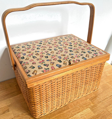 Großer Vintage Nähkasten/Korb Aufbewahrung - geflochtenes Rattan/Holz + Tragegriff
