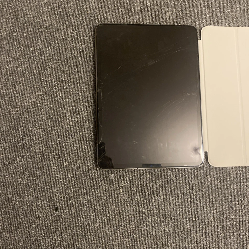 Apple iPad Pro 11-inch (3rd generation) · 128GB · Cellular, Foto 4 von 5
