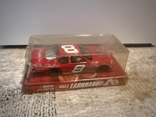 2007 Dale Earnhardt Jr 1:24 Menards NASCAR 8