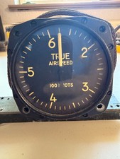 Vintage Kollsman Type M-5 true airspeed indicator with probe