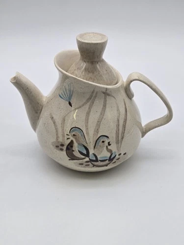 Vintage Red Wing Pottery Bob White Quail Tea / Coffee Pot With Lid