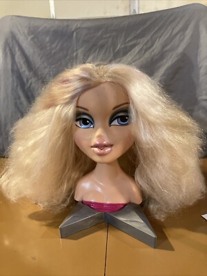 Bratz Funky Fashion Makeover Styling Head Doll CLOE MGA 2002 Vintage