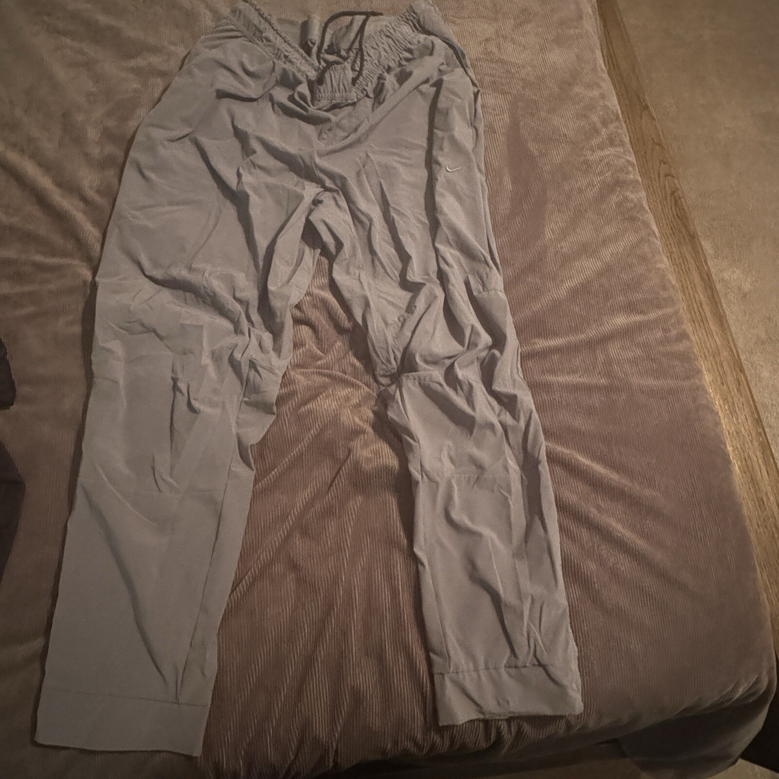 MEN'S NIKE DRI-FIT UNLIMITED TAPERED LEG VERSATILE TRAINING PANTS GREY