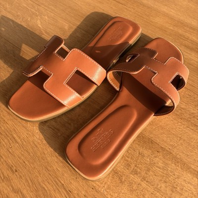 Sandales femme Oran, Hermès , camel, taille 38.