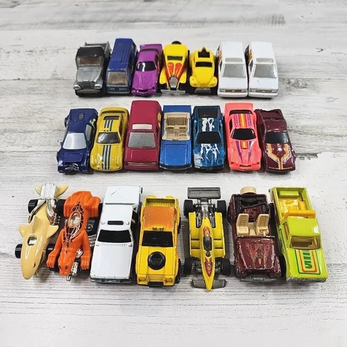 1980s Vintage Hot Wheels Car Lot Of 21 Racing Trucks Jeeps Vans Police