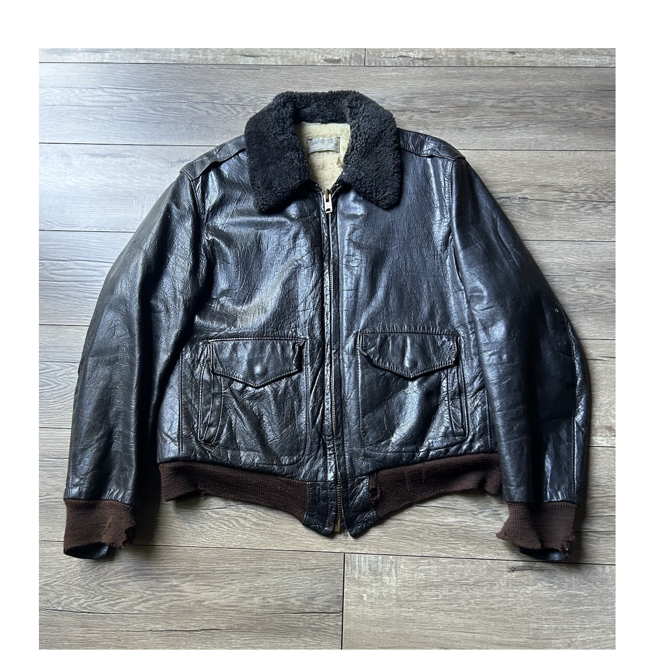 1970s L.L.Bean Black Goatskin Shearling Lined Bomber Jacket Zip Pockets 46R