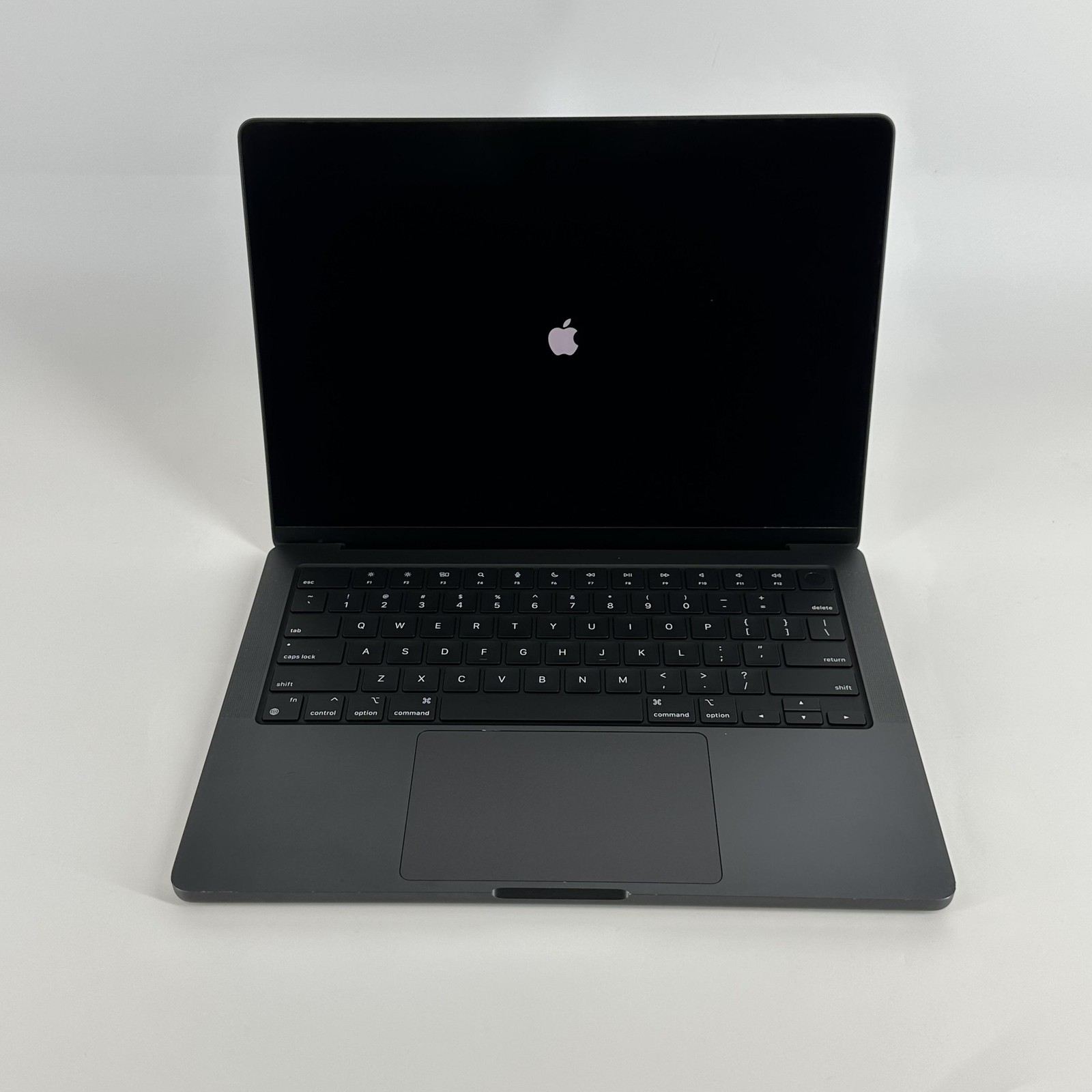 MacBook Pro 14 Black 2024 M4 Max 16-Core CPU 40-Core GPU 128GB 4TB 