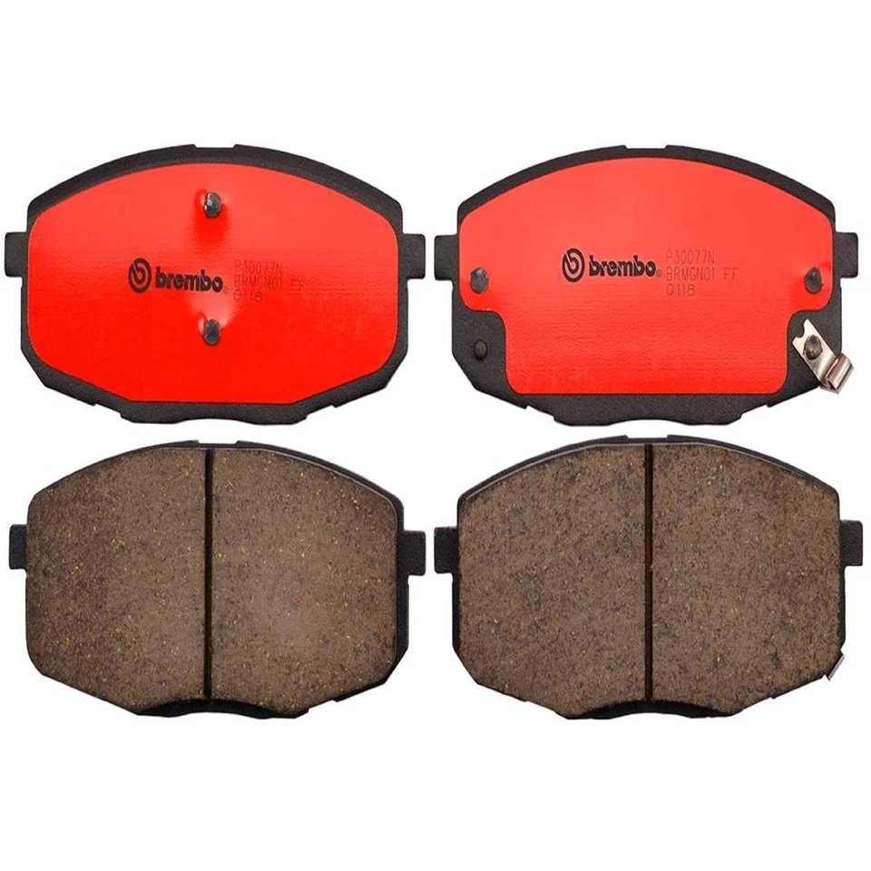 Juego de pastillas de freno delanteras ranuradas de cerámica Brembo OE P30077N para Kia Forte Koup Soul Foto 2 de 3