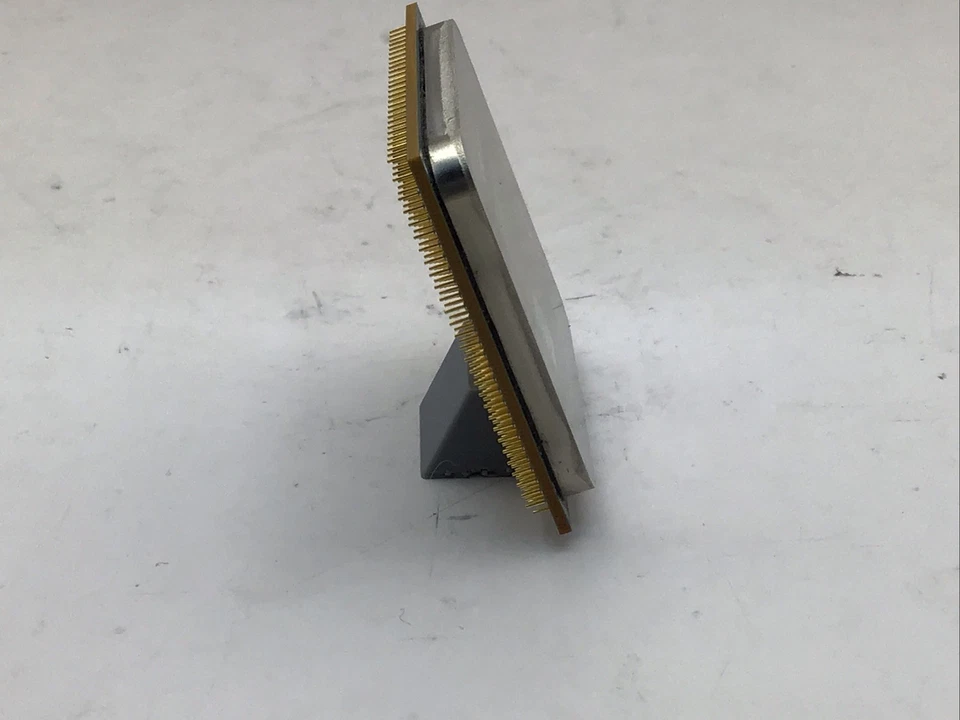 Procesador CPU de escritorio AMD FD8320FRW8KHK FX-8320 3,5 GHZ 8 núcleos Socket AM3+ usado Foto 2 de 4