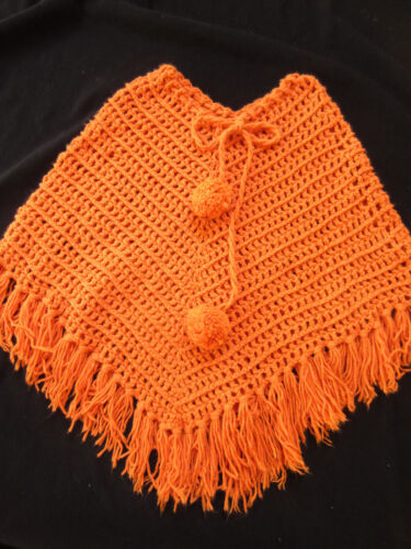 AUTHENTIC VINTAGE 70s CROCHETED GIRLS ORANGE FRINGED PONCHO SIZE LARGE - Picture 1 of 1