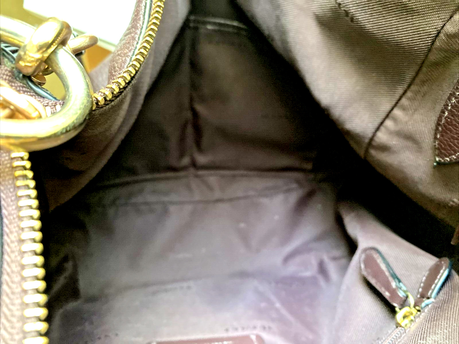 COACH Sutton Hobo Bag Pebble Leather Oxblood Cr… Gem