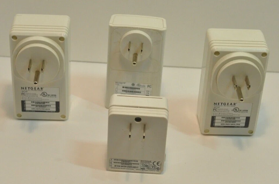 Netgear Powerline AV200 Nano PassThru Adapter. 2-Port Ethernet Network XAV1601 - Image 2 of 3