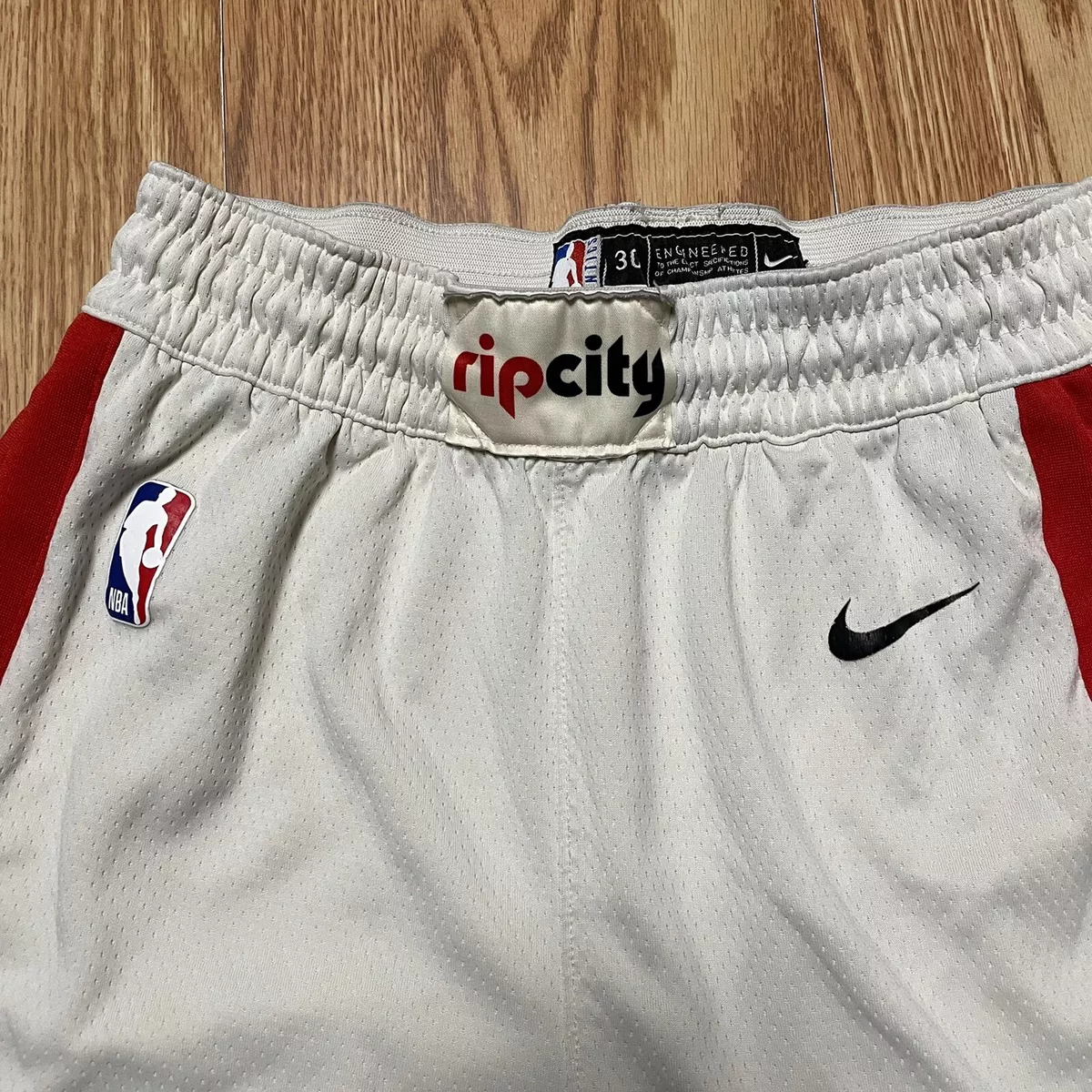 Mens Nike Portland Trailblazers Team Basketball Shorts White Sz 48