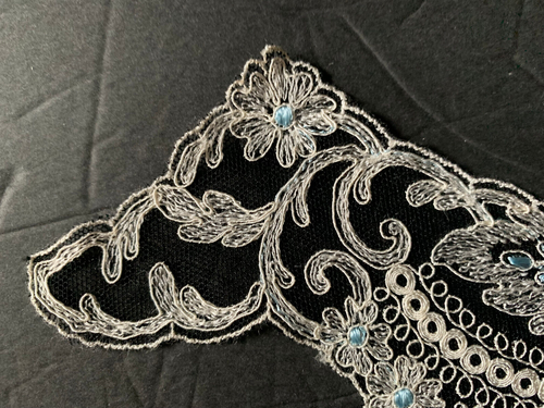 2 Antique Victorian Handmade Embroidered Lace Collar Neck Pieces Inserts - Picture 9 of 9