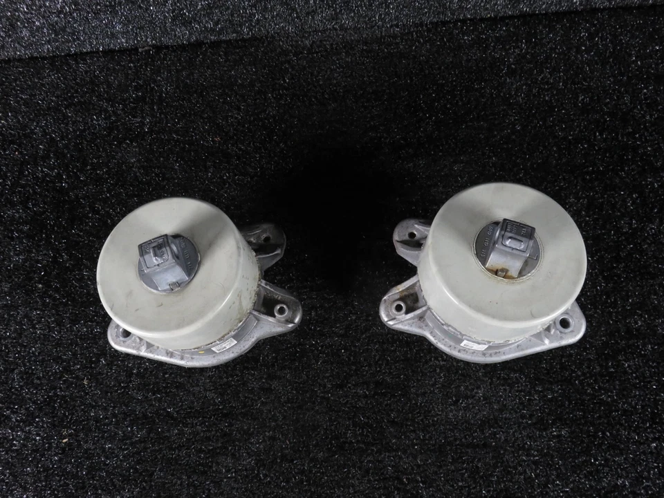 Mercedes S550 S560 S63 Engine Mount Front LH  RH Set  2014 2020 A2222405117  RWD - Image 2 of 4