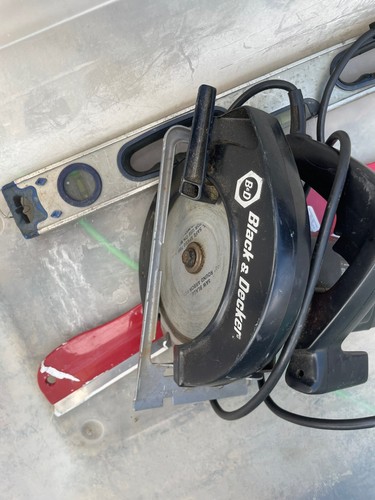 Black And Decker Circular Saw - Picture 2 of 2