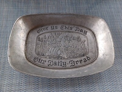 ''Give Us This Day Our Daily Bread'' Tray Plate Basket USA 9''