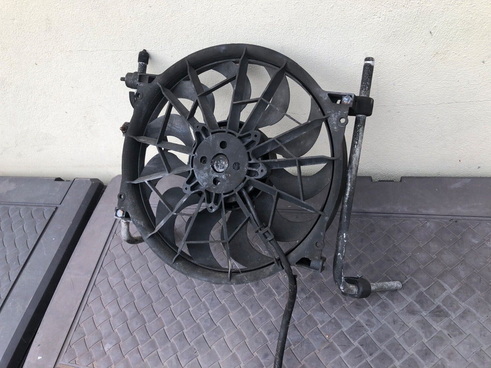 MGB ELECTRIC FAN ASSEMBLY eBay