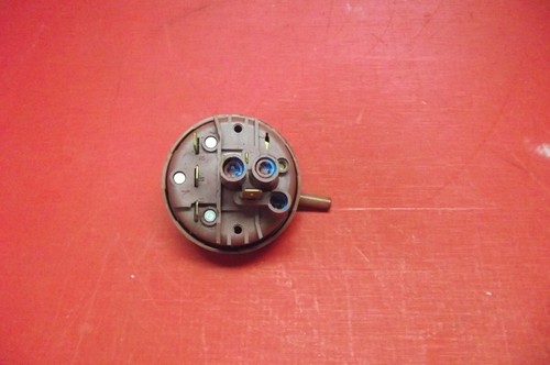 Waschmaschine BEKO WM6111W Druckschalter