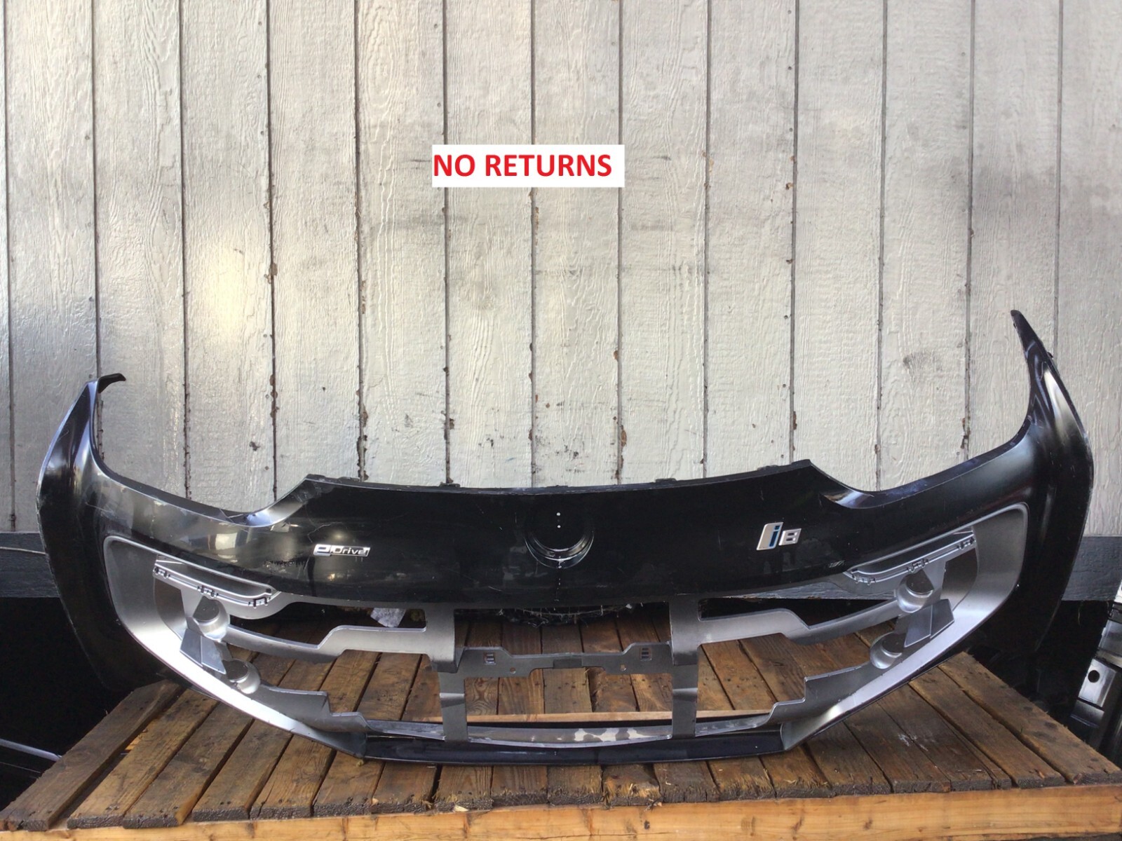 2014 2015 2016 2017 2018 2019 2020 BMW i8 REAR BUMPER COVER OEM USED