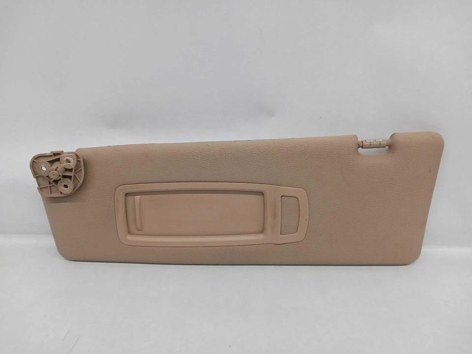 2012 BMW X5 right passenger Sun visor illuminated OEM 11 12 13 - Imagem 3 de 3