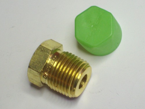 1- Cajon Swagelok Brass Reducing Bushing, 1/2" M NPT x 1/8" F NPT, B-8-RB-2