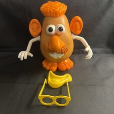 VINTAGE MR POTATO HEAD 13PC ORANGE HAIR  ORANGE FEET SHOES 406