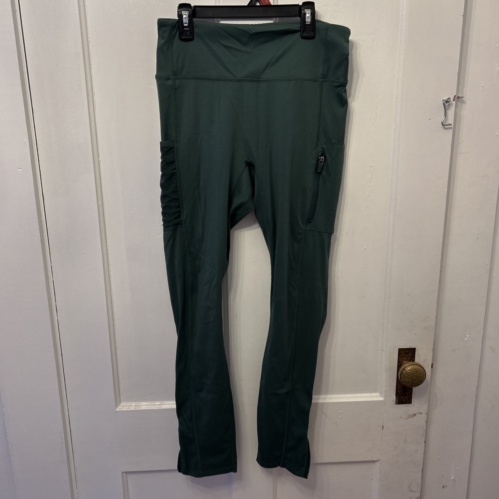 Fabletics Pureluxe Womens Forest Green Leggings Large Side Pocket