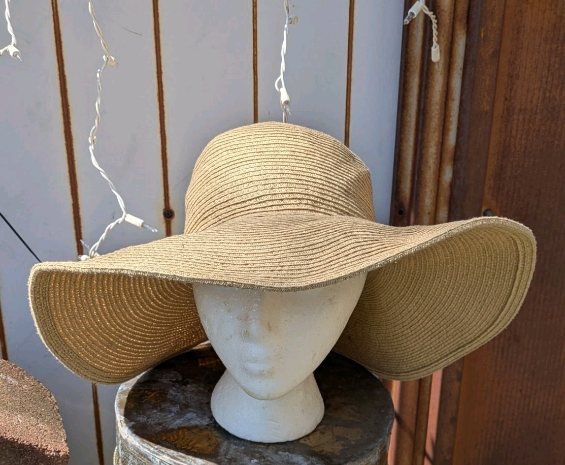 J. Crew Women Hat Paper Straw Floppy Sun One Size Wide Brim  display picture 1