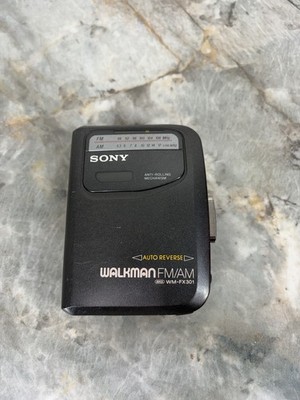 Sony Walkman WM-FX301 Radio AM/FM Autoreverse Cassette Tape Player Works