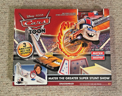 2009 Disney Pixar Cars Toon Mater The Greater Super Stunt Show Race Track NEW
