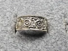 GRANDMA GRABE'S BEAUTIFUL VINTAGE STERLING SILVER 1.55G OPEN BACK RING SIZE 3