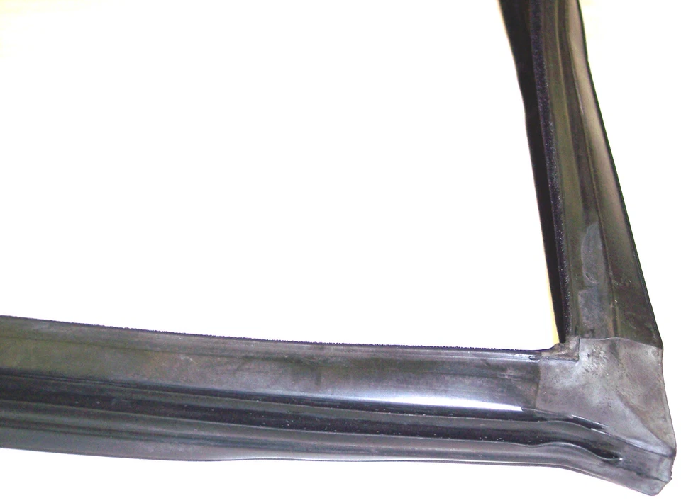 Pontiac Parisienne 1983-1986 4 puertas nuevo puerta delantera ventana sellos de canal, par Foto 4 de 4