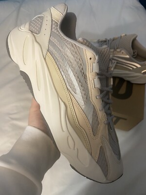adidas Yeezy Boost 700 V2 Cream Mens Size 12.5 GY7924 Brand New In