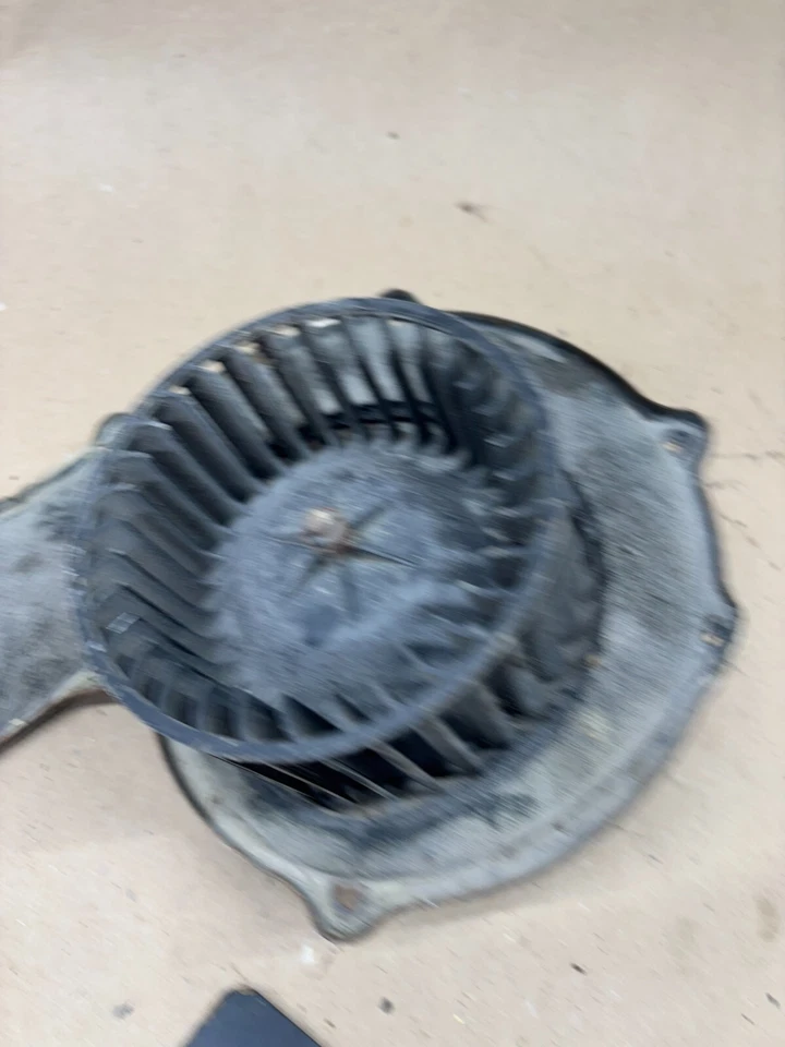 Dodge Ramcharger W250 D100 W150 1981-1987 caja de calefacción soplador motor panel placa 89 Foto 4 de 4