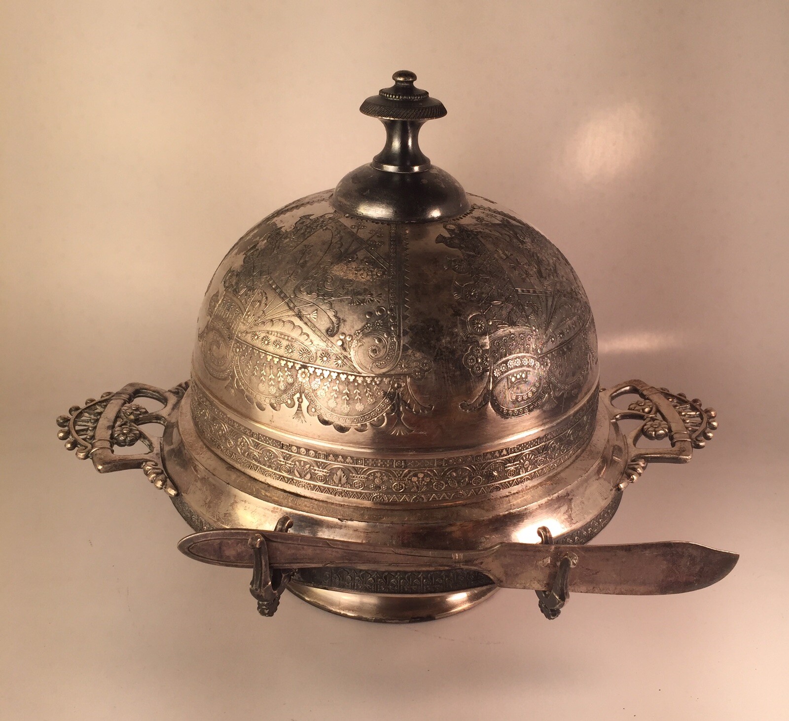 Middletown Plate, Co. White Metal Butter Dish Vintage Rare