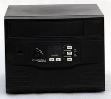 MOTOROLA RADIUS GR1225 MODEL H5157B TWO WAY DESKTOP REPEATER RADIO COMMUNICATION