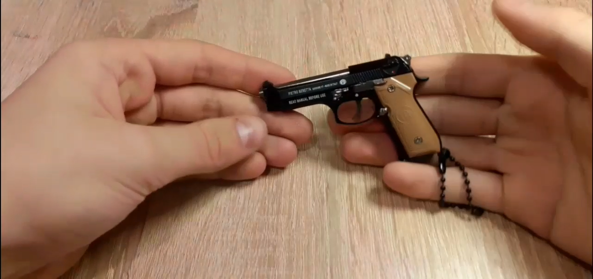 Mini metal BERETTA 92F Keychain, Luxury 1:3 model moving parts | eBay