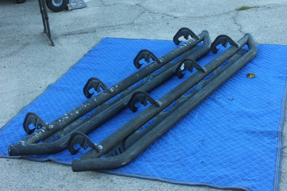 19-24 SILVERADO SIERRA SPORT MOLDED GROOVES RUNNING BOARD ASSEMBLY  