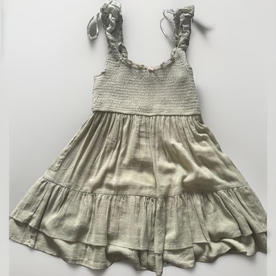Women s Green Solid Smocked Square Neck Strappy Tiered Ruffle Sundress M