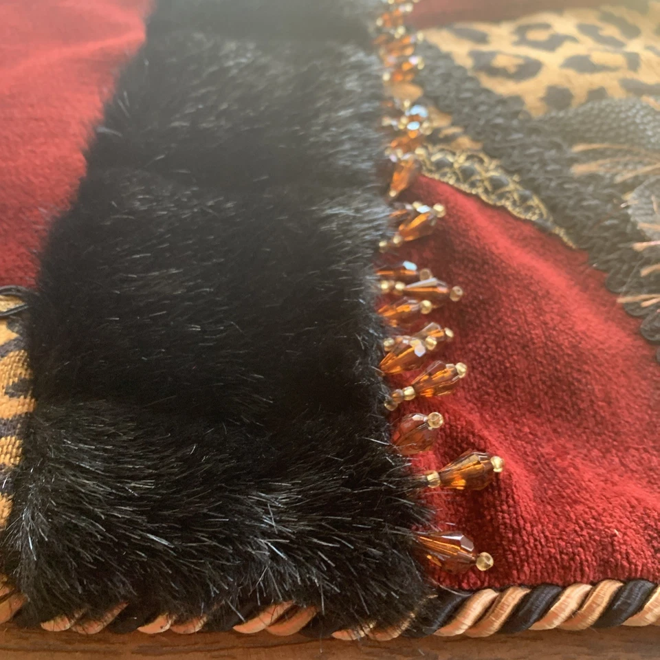 Corredor de mesa con cuentas granate 69 x15 estampado de leopardo imitación piel, cuero, plumas Foto 4 de 4