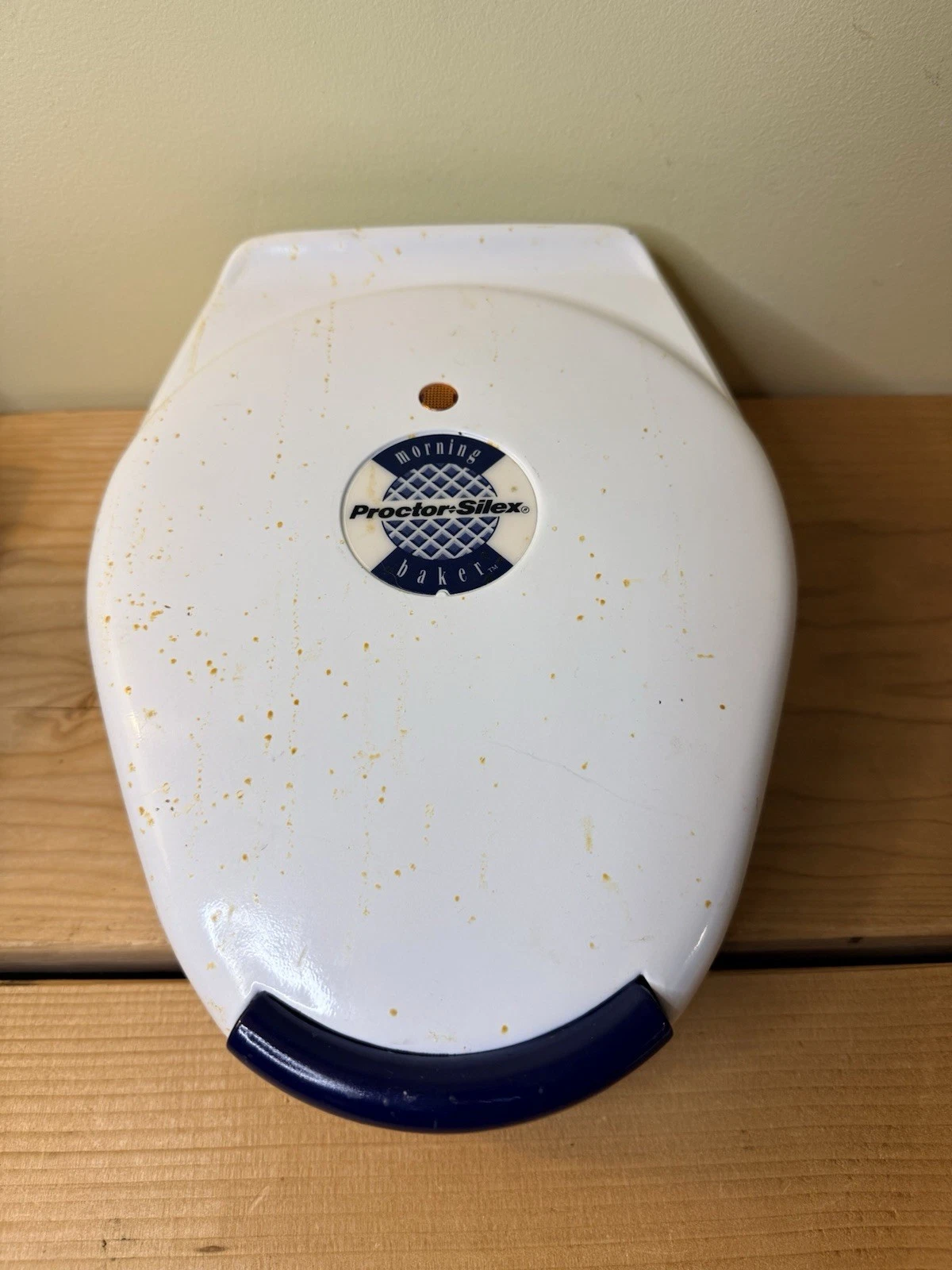 Proctor Silex Morning Baker Waffle Maker Non-Stick 26500Y TYPE ST06 TESTED