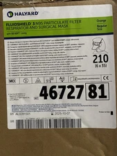 Case of 210 Halyard FluidShield 3 N95 Fog-Free Surgical Face Mask 46727 