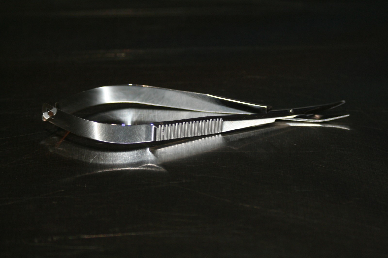 Storz E3320R Westcott Right Curved Tenotomy Scissors, 4.5"